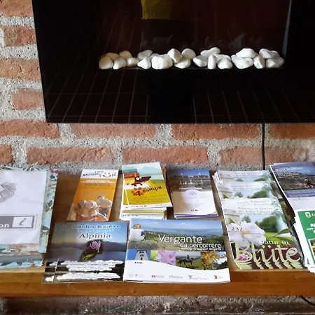 ホテル Campagna カンノビオ